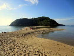 Der einsame Mae Haad Beach of Koh Phangan.jpg