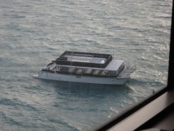 Ein leeres Tenderboot