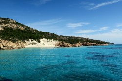 Blick auf den Soraya Beach auf Sardinien