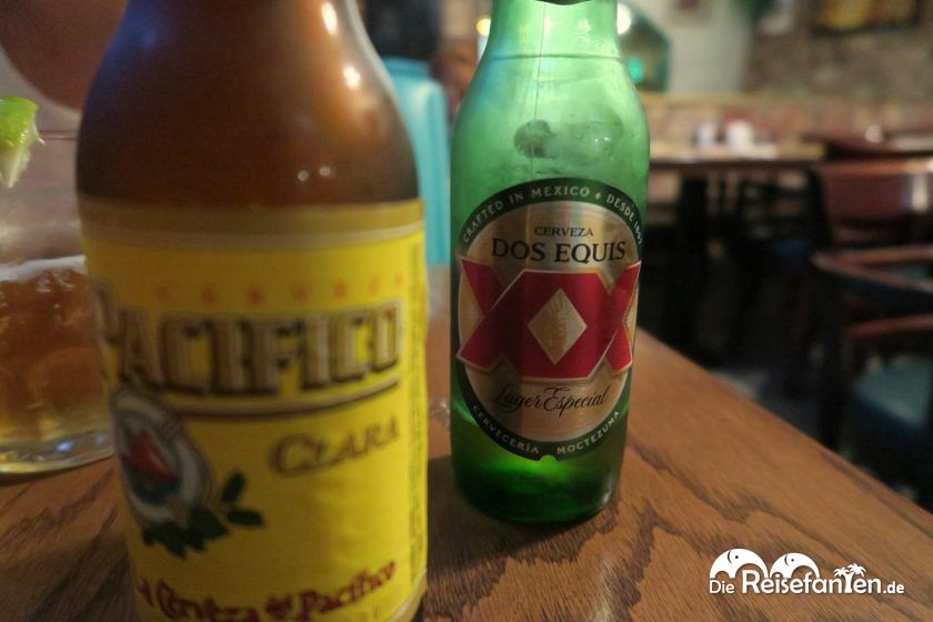 Mexikanisches Bier im Restaurant South of the Border in Desert Hot Springs