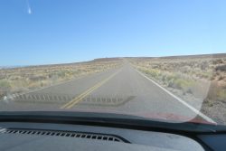 Fahrt zum Aussichtspunkt oberhalb des Lake Powell in Arizona