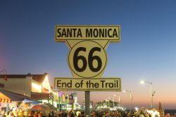 Die Route 66 endet am Santa Monica Pier