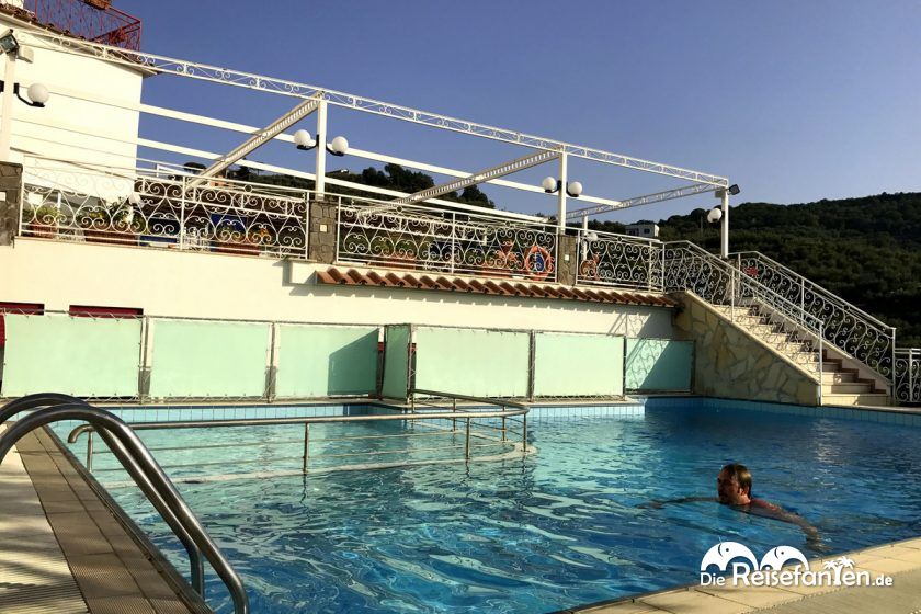 Pool im Hotel Dania in Sorrento