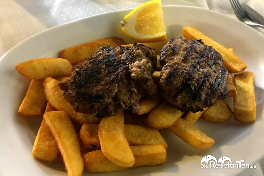Beef Burger bei Kostas in Mykonos Stadt
