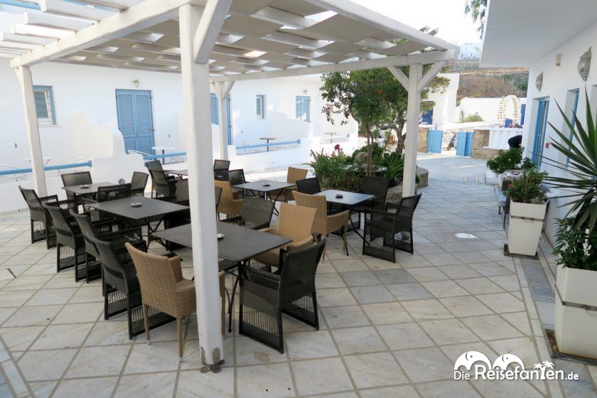 Der Frühstücksbereich im Magas Hotel auf Mykonos