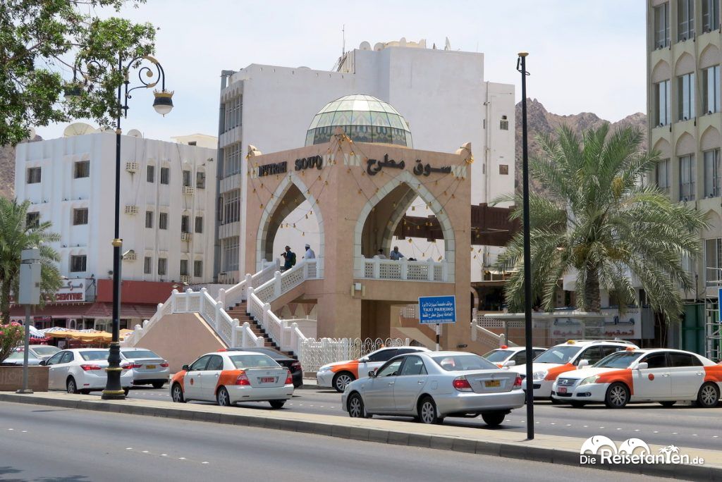 Eingang zum Mutrah Souk in Muscat
