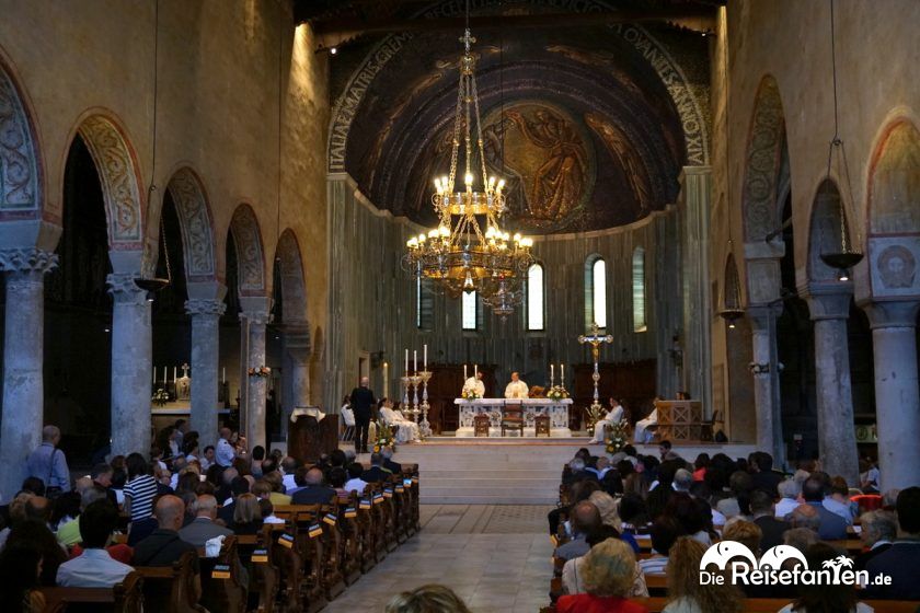 Gottesdienst in der Kathedrale von Triest