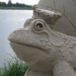 Nahaufnahme Froschkönig Sandskulptur Winschoten