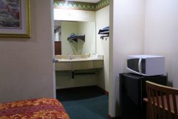 Geräumige Doppelzimmer im Marina Seven Motel in Venice