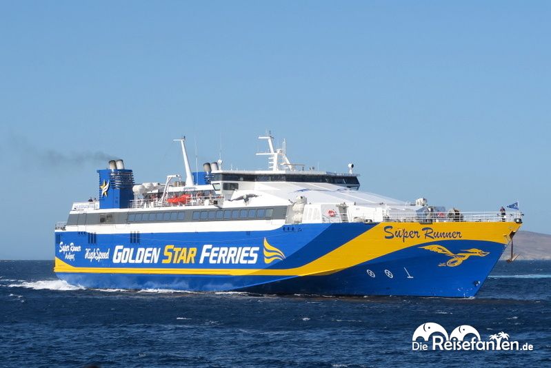 Mit der Fähre von Golden Star Ferries von Mykonos nach Santorini