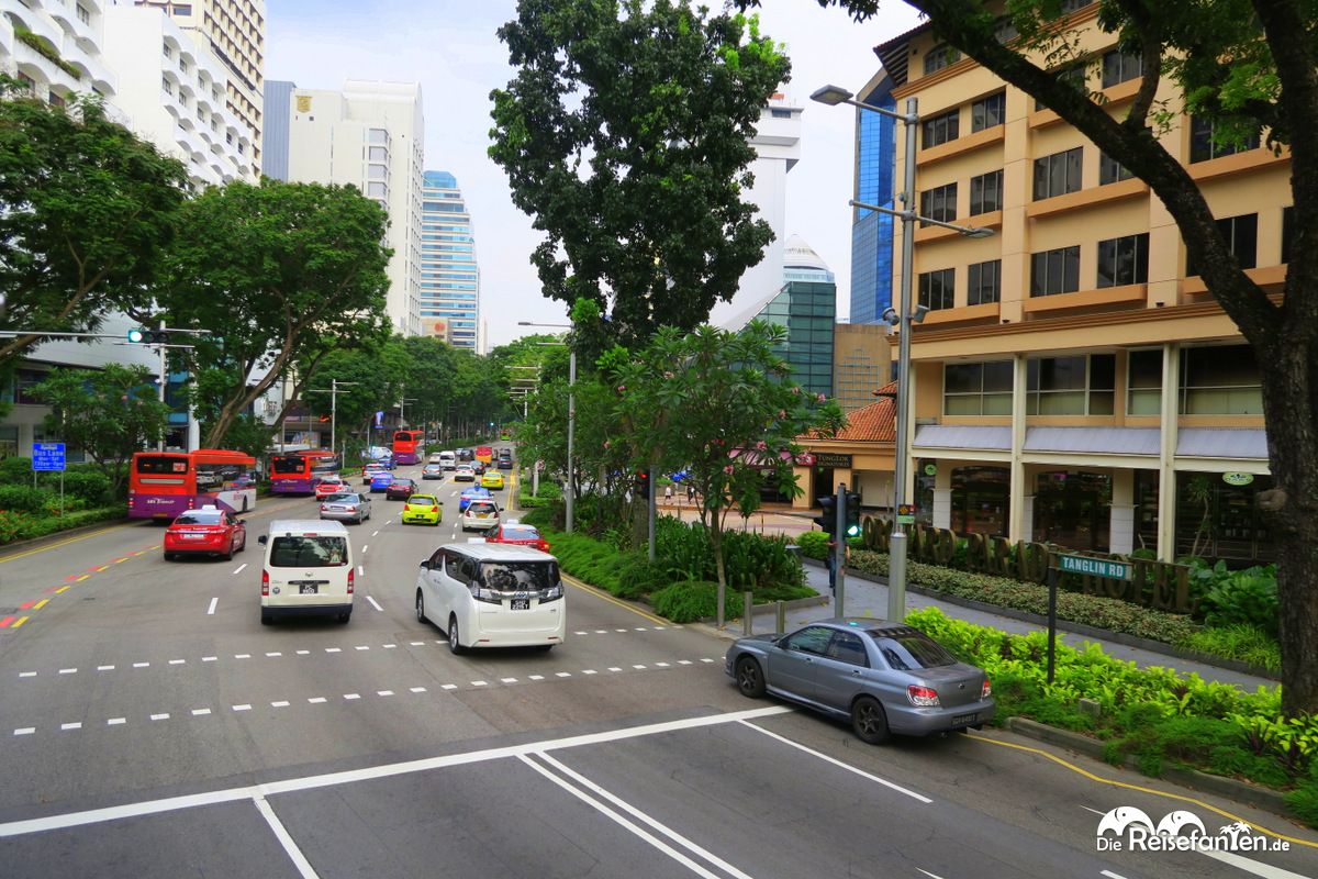 Fahrt durch Singapur mit dem Hop On Hop Off Bus