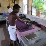 Bügelarbeiten in Cochin