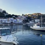 Blick auf den Hafen von Evdilos auf Ikaria