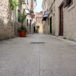 Breite Straßen sind in Trogir selten