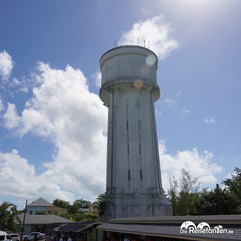 Der Wasserturm oberhalb von Nassau