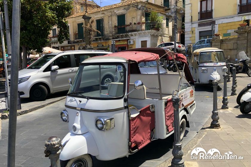 Dreirad Taxistand in Pizzo