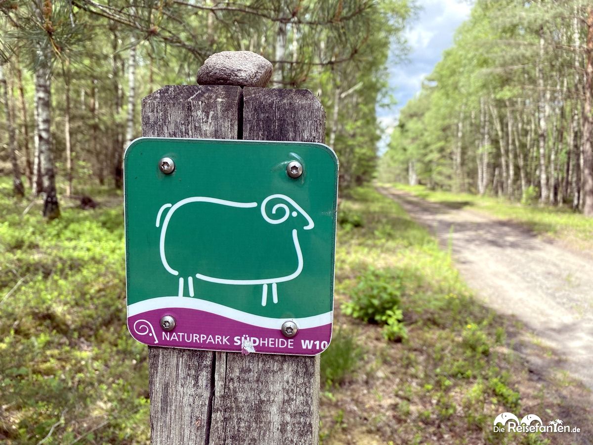 Wanderweg W10 in der Lüdeburger Heide