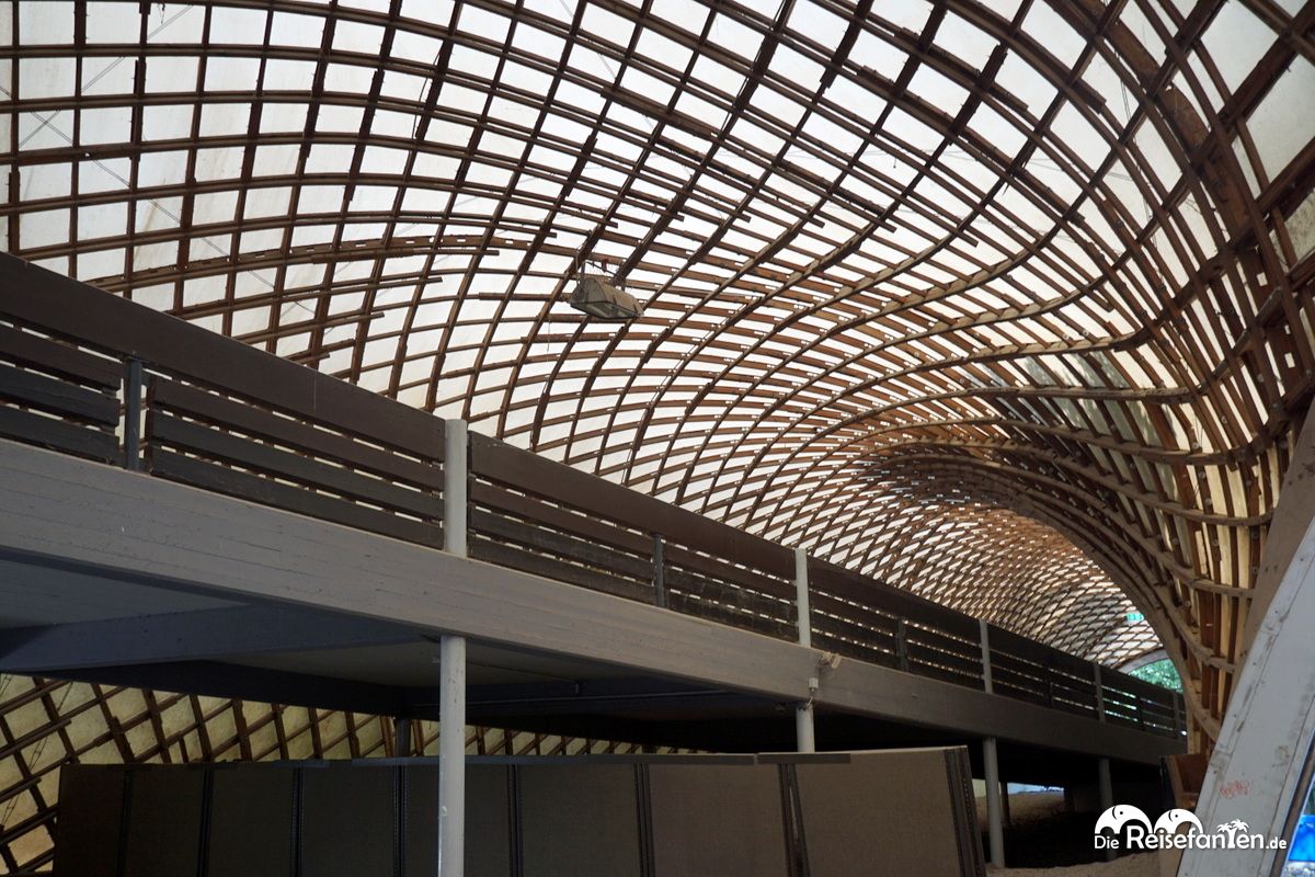 Eine Rampe der Multihalle im Mannheimer Herzogenriedpark