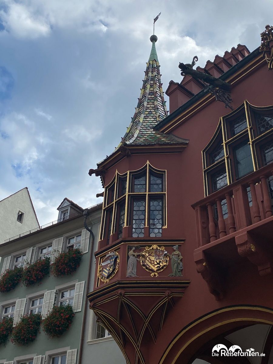 Gepflegte alte Häuser findet man in Freiburg