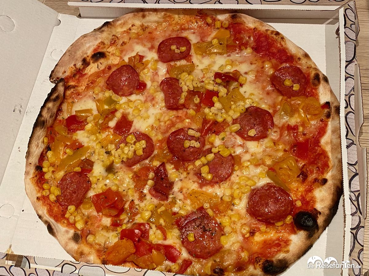Pizza Mexiko aus der Pizzeria Sandlstübele in Nals in Südtirol