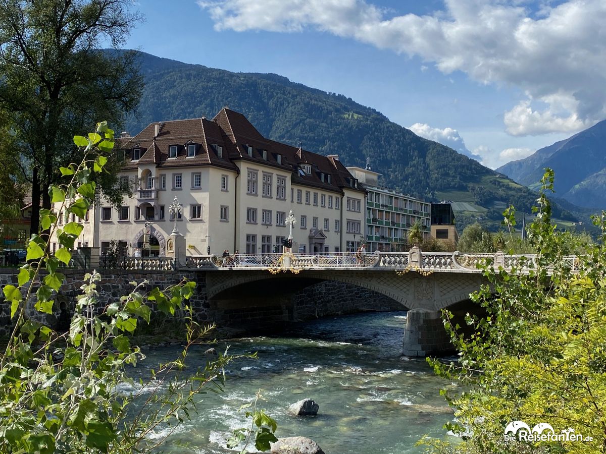 Die Postbrücke in Meran
