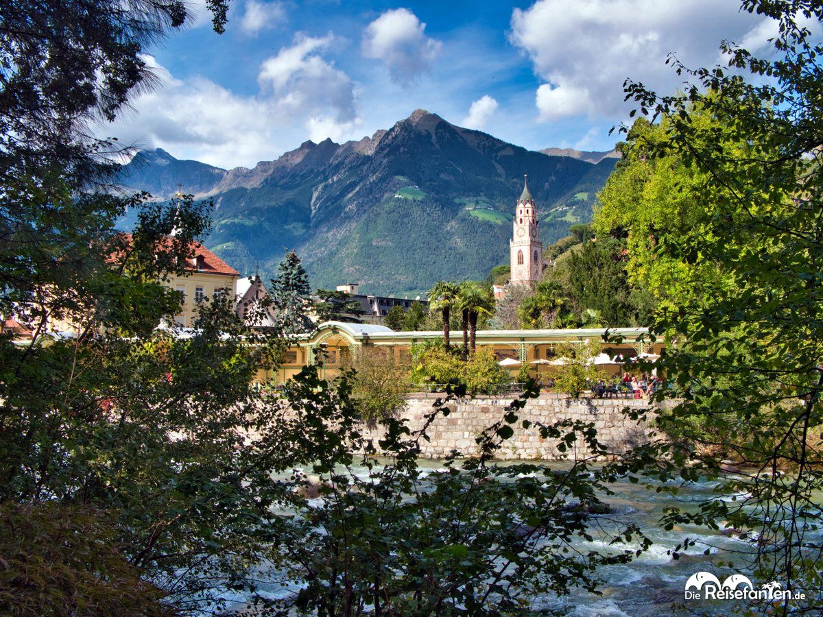 Impressionen aus Meran Schöne Panoramen auch vom Flußufer