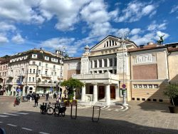 Opernhaus von Meran