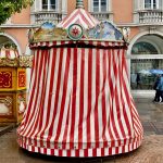 Geschlossenes Karussell in Bozen