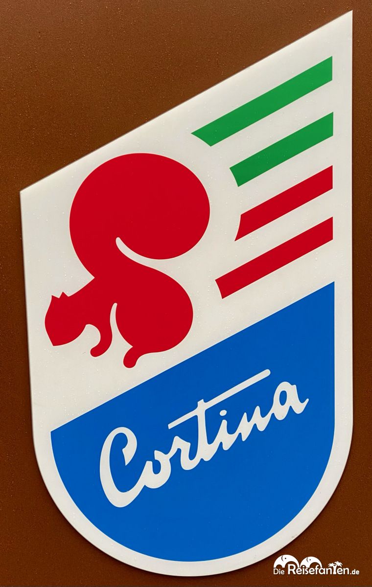 FIS Logo von Cortina d'Ampezzo