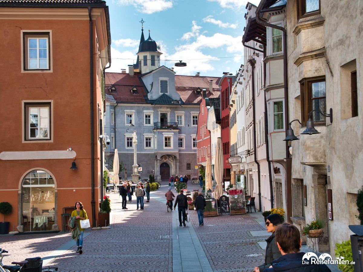 Straßenszene in Bruneck