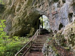 Treppe in der Riesenburg in Wiesenttal