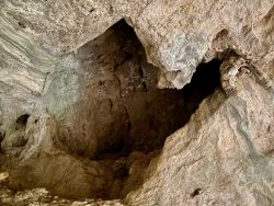 Weiterer Einblick in die Riesenburg in Wiesenttal