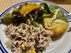 Reis und Grillgemüse gab es zur Hähnchenbrust Mojito aus dem Restaurant Baron in Eisenach