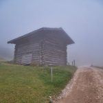 Wanderung auf der Seiser Alm im Nebel