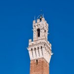 Spitze des Torre del Mangia in Siena