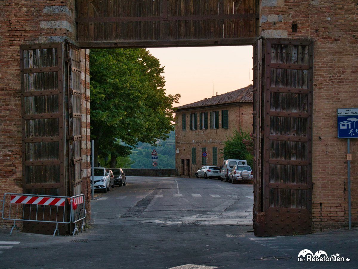Tor der Via S. Marco in Siena