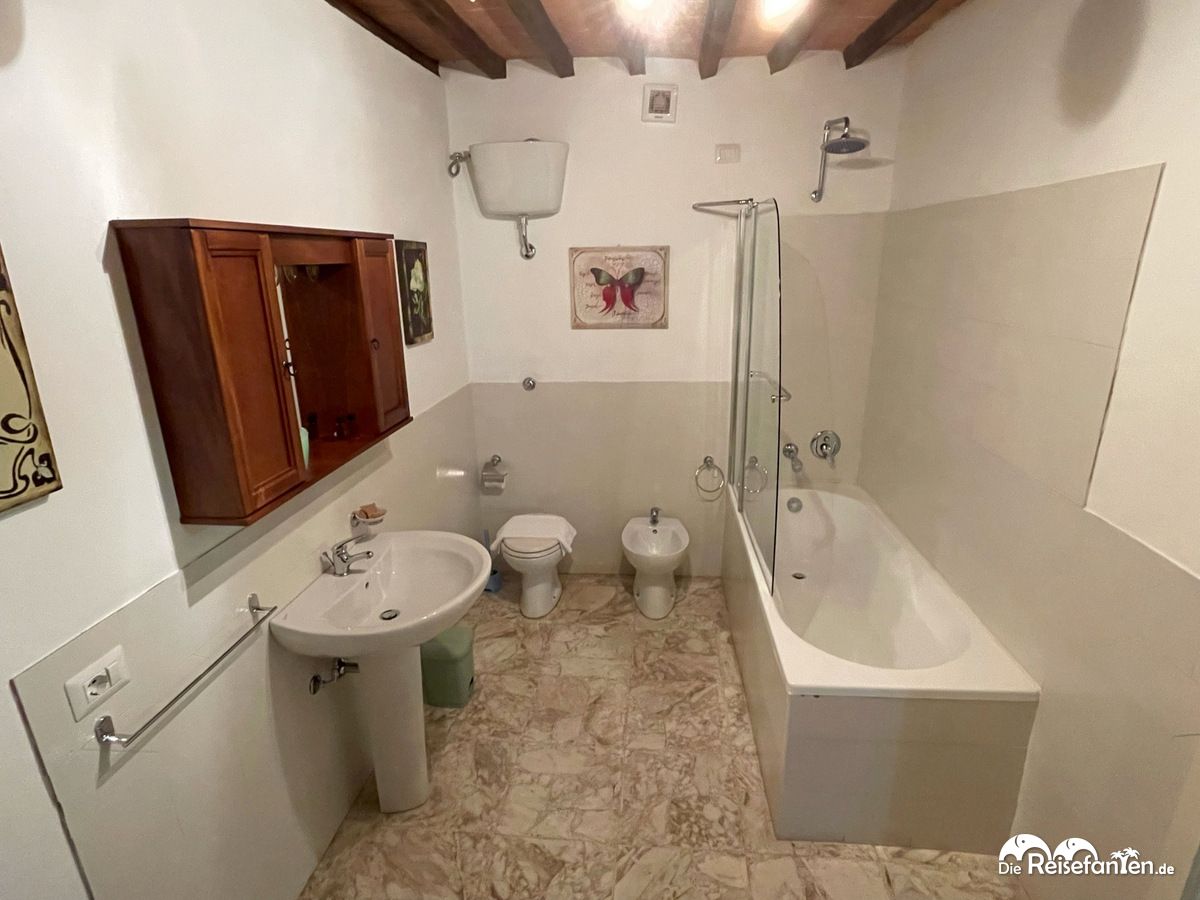 Badezimmer im Tenuta di Mensanello in der Toskana