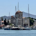 Blick auf die Kirche Isodia Theotokou auf Aegina