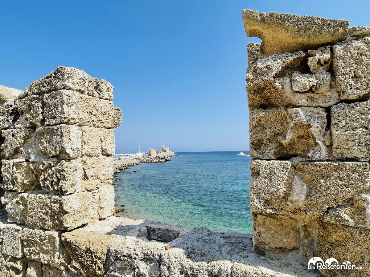 Blick vom Saint Paul's Gate auf Rhodos