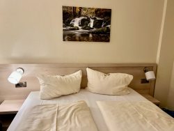 Doppelbett im Parkhotel Bad Harzburg