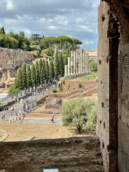 Blick auf den Weg zum Forum Romanum