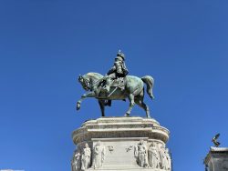 Reiterstatue des Vittorio Emanuele Denkmals in Rom