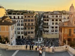 Blick von der Spanischen Treppe in Rom