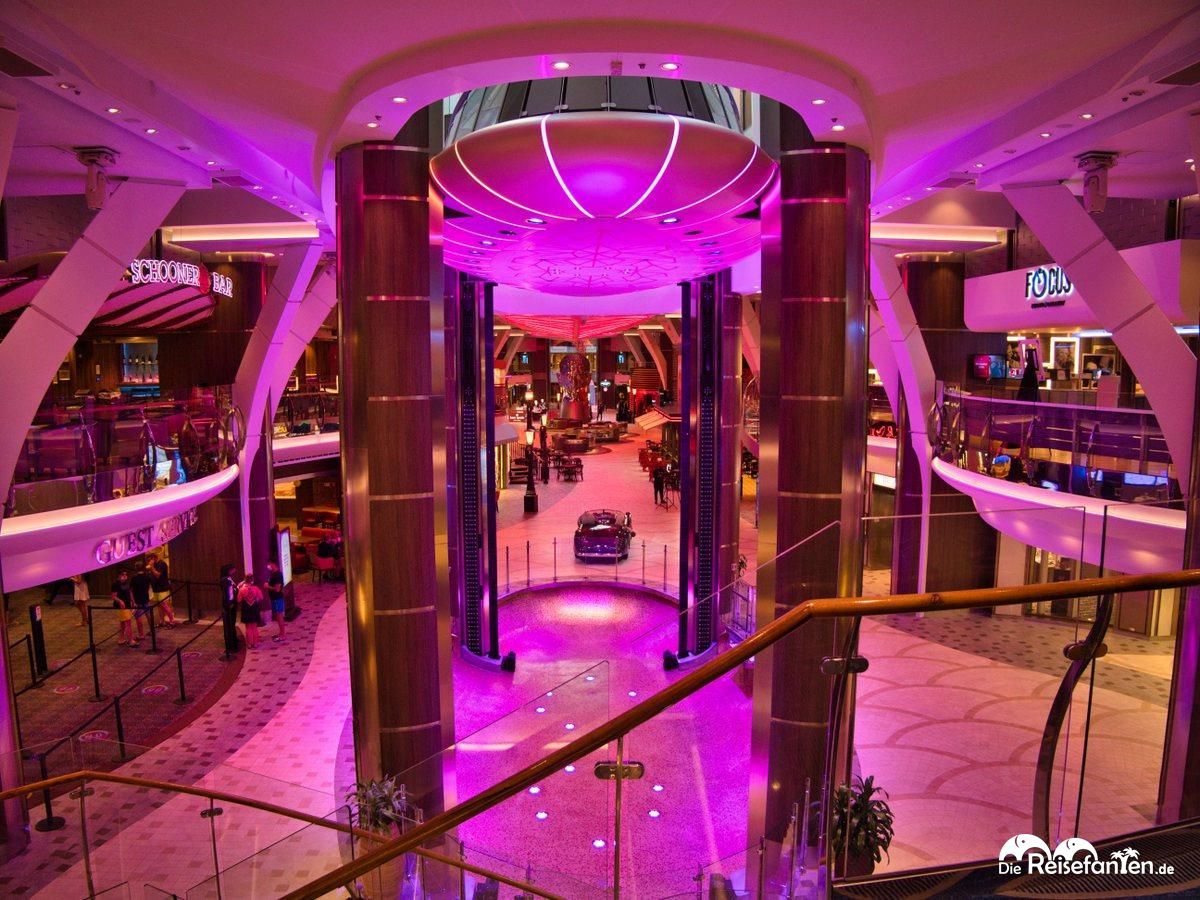 Deck 5 der Harmony of the Seas 01