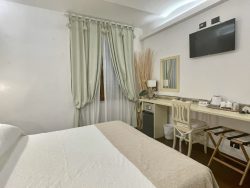 Ausstattung Doppelzimmer in der Albergo Marina in Monterosso Al Mare