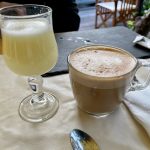 Frischer Zitronensaft und Cappuccino in der Albergo Marina in Monterosso Al Mare