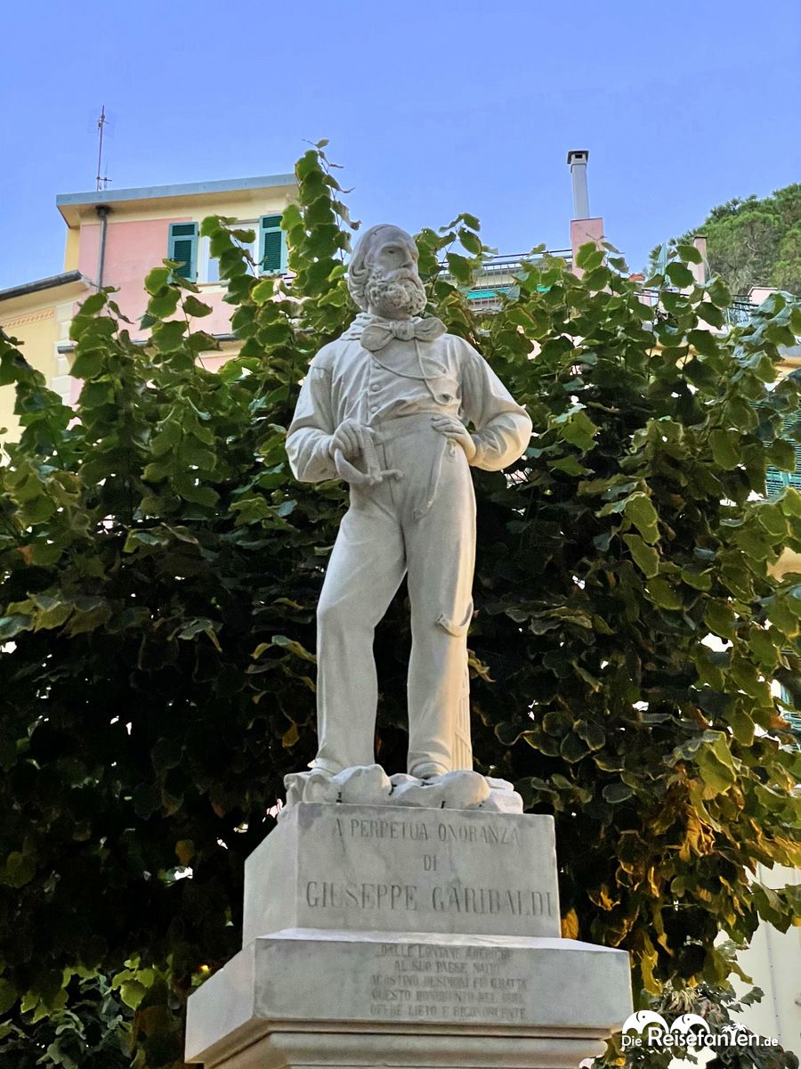 Statue in Monterosso al Mare