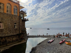 Steiniger Strand in Camogli