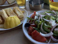 Essen im Restaurant Bouboulina in Piraeus