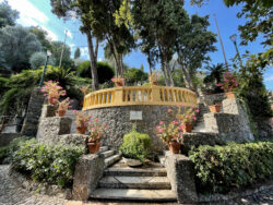 Schöner Treppenaufgang in Portofino